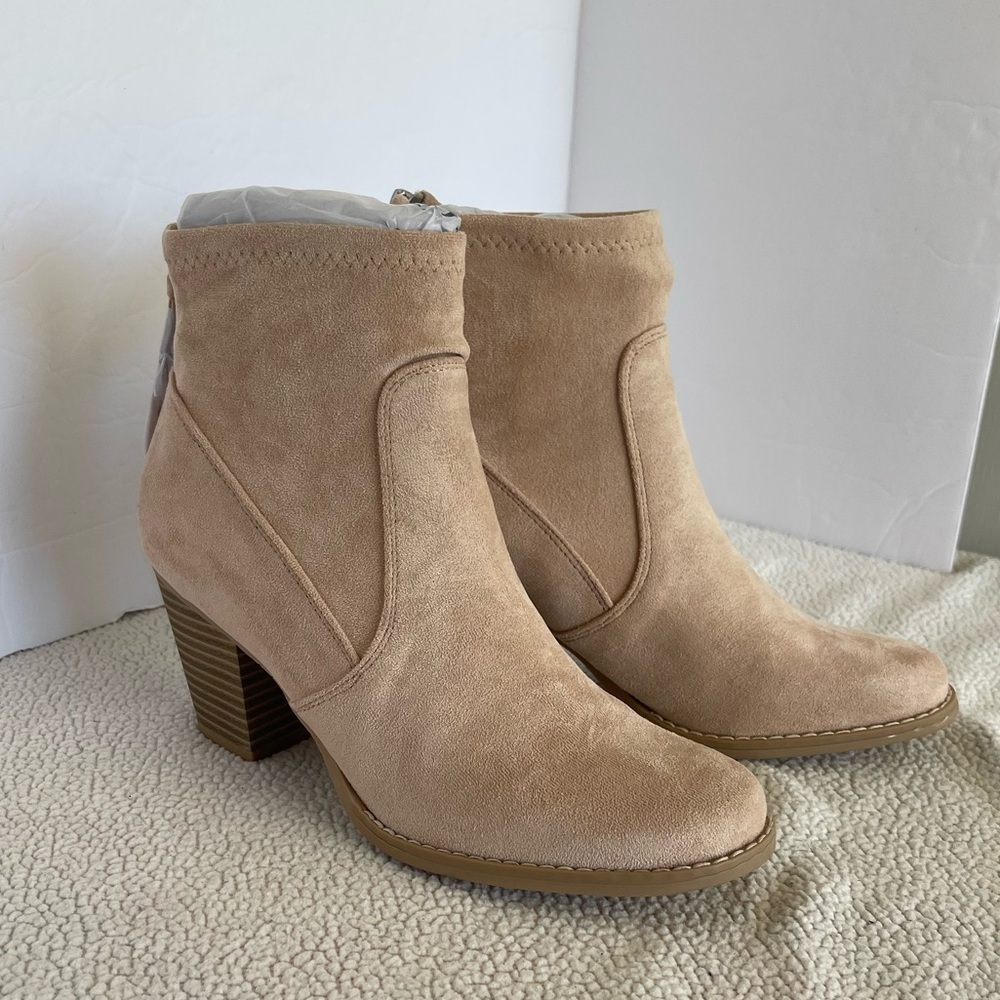 Dolce Vita dv8 nwob Jonah stretch vegan suede heeled boot